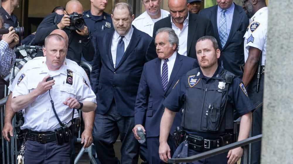 Harvey Weinstein and Atty. Benjamin Brafman | Los Angeles Prosecutors Reviewing 8 Cases Against Weinstein | Featured