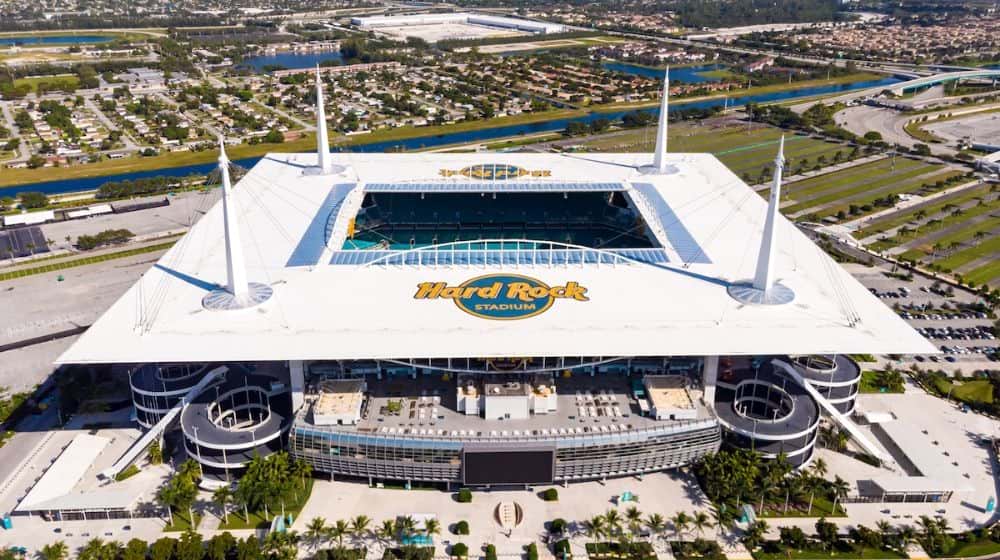 Hard Rock Stadium of Miami Dolphins | SUPER BOWL LIV 2020: Chiefs vs. 49ers Head to Miami Feb. 2 | Featured