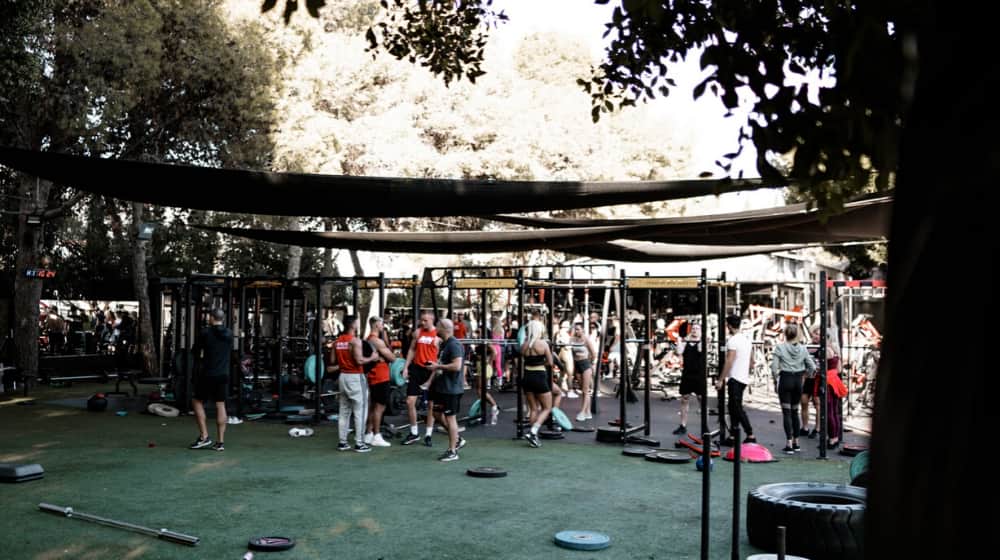 outdoor gym | How to Choose a Gym: 11 Important Questions to Ask 