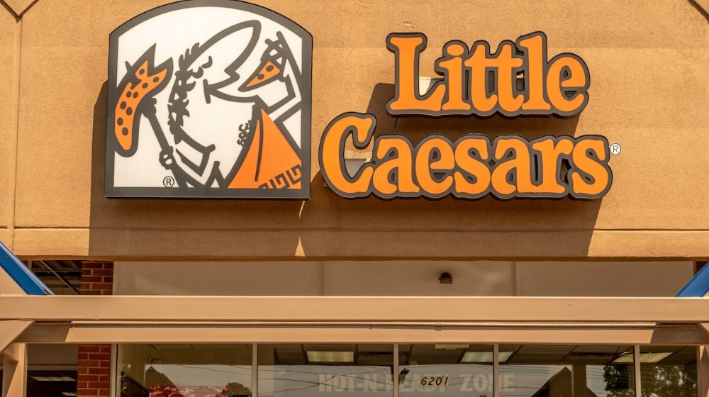 Little Caesars Pizza | Little Caesars® First-Ever Super Bowl Ad Features Delivery with Savings of $5 or More | Featured