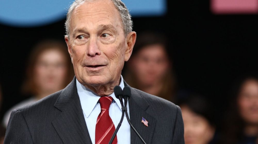 Michael Bloomberg | President Trump Calls Out Bloomberg as a “Mass of Dead Energy” | Featured