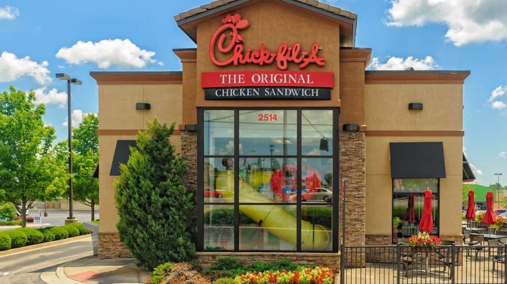Chick-fil-A | Chick-Fil-A Founder’s Daughter Honors Mother in New Book | Featured