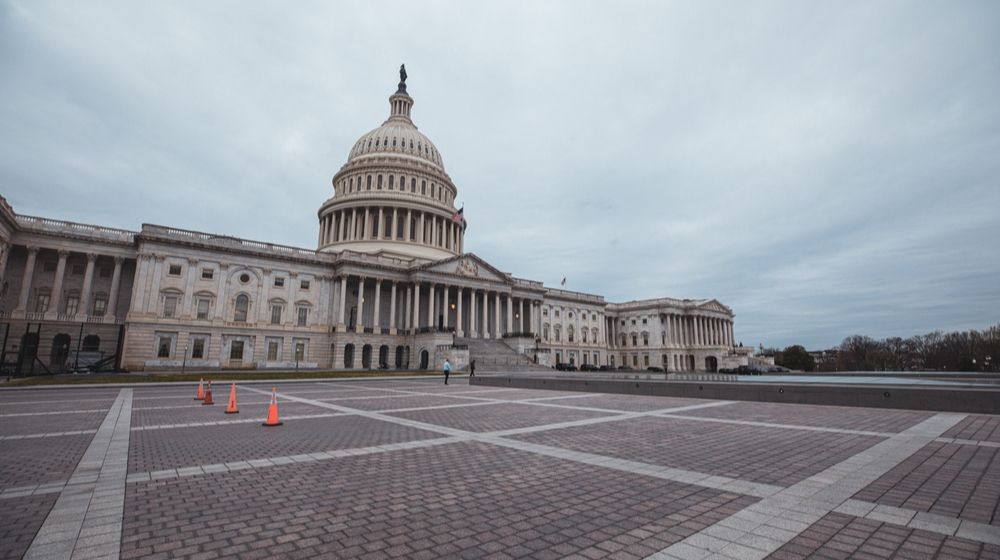 Capitol Building | Senate Passes Coronavirus Rescue Package on Unanimous Vote | Featured