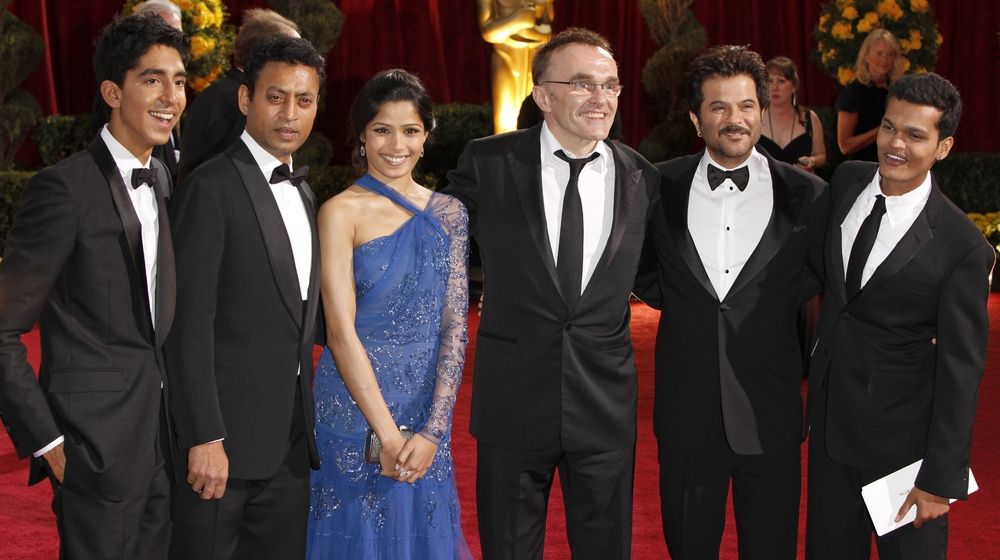 Irrfan Khan with actors and director | Indian Actor Irrfan Khan Dies at 53 | Featured