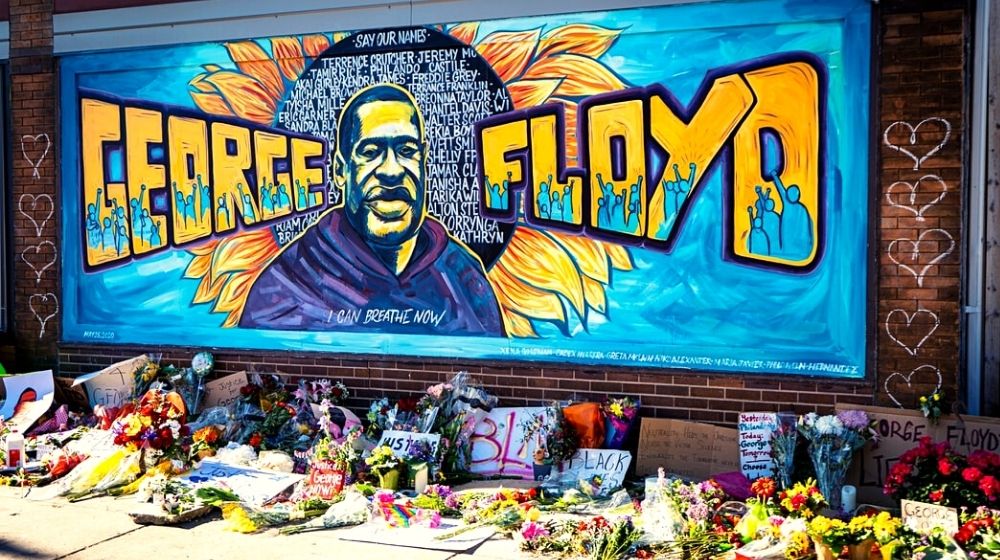 George Floyd mural | Fully Committed to Provide Justice to George and his Family, says Trump | Featured