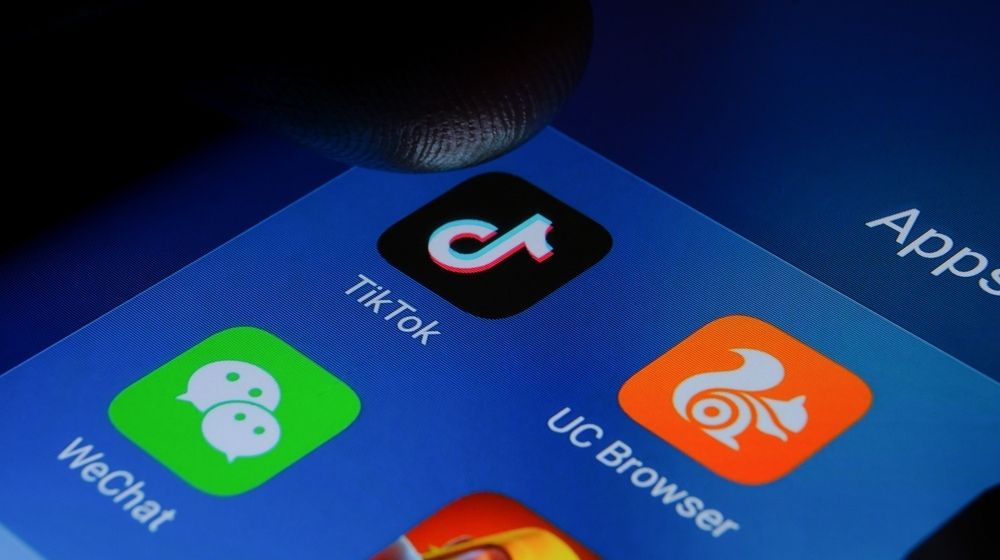 Chinese Apps that were Banned in America and India | Trump Targets Chinese Apps with Executive Orders | Featured
