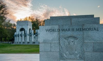 World War II Memorial | World War II Veteran Carried to His Seat at Trump Rally Dies at 100 | Featured