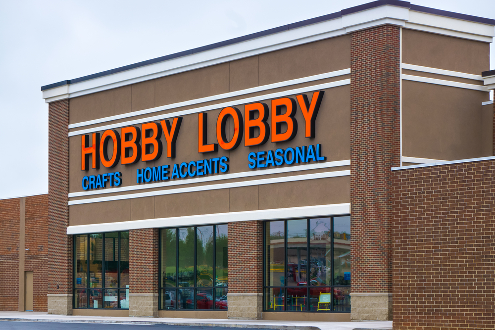 Hobby Lobby to Raise Minimum Wage to $17 by October