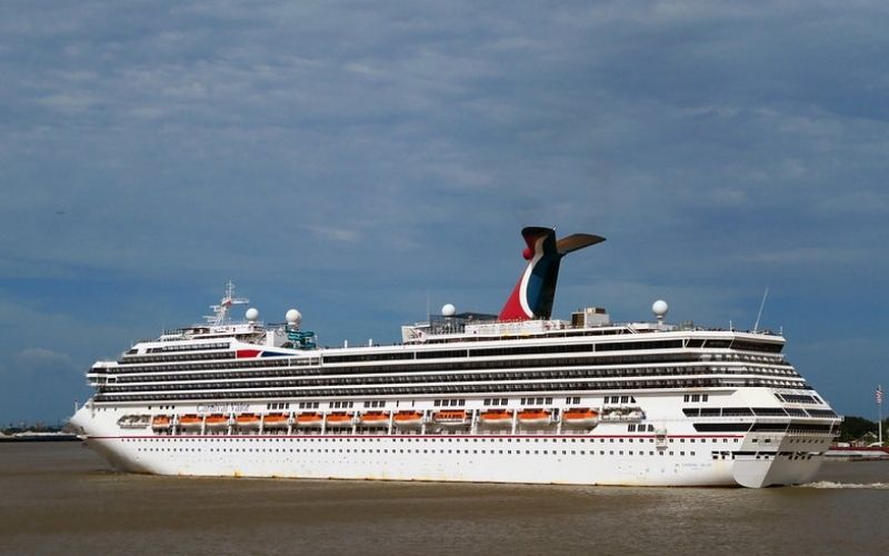 Carnival Valor Cruise Ship | CNN 5 Things
