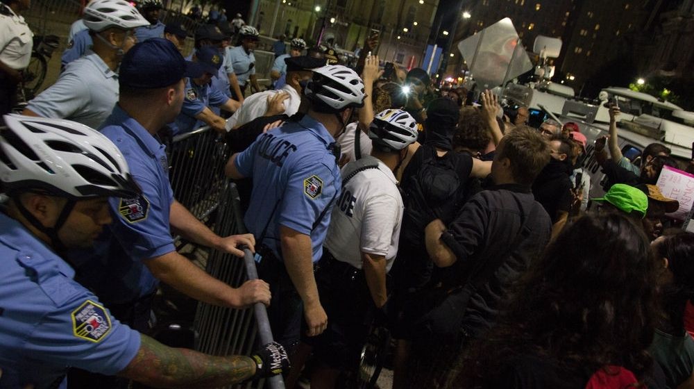 Philadelphia Police Clash with Protestors | Riots Erupt in Philadelphia, 30 Police Officers Injured | Featured