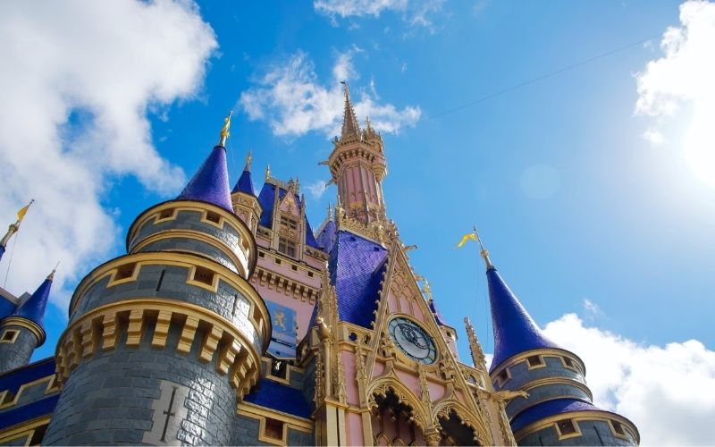 Cinderella Castle at Walt Disney World | Disney World Announces Hours of Operation on Christmas Week