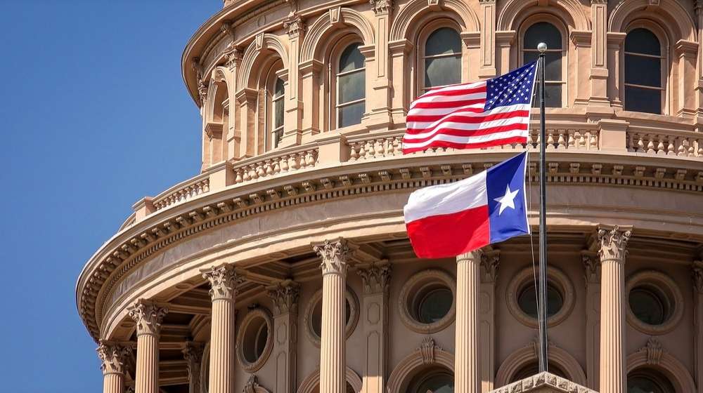 Texas State Capitol Building dome -Texas Rep. Ron Wright Is First Member of Congress to Die After COVID-19 Diagnosis-ss-Featured
