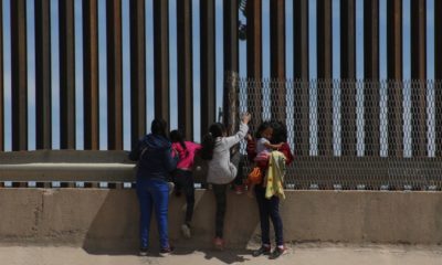 group of women carrying their children cross the Rio Grande to try to cross the border into the United States-Migrants Are Expelled-SS-Featured