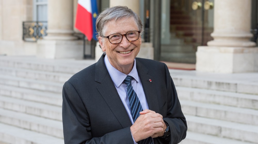 Bill Gates at the Elysee Palace to encounter the french president to speak about Bill & Melinda Gates Foundation | Bill Gates Had An Affair With Microsoft Employee | Featured