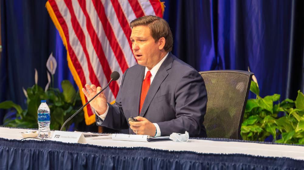 Florida Governor Ron DeSantis speaking and analyse situation with coronavirus pandemic in Florida state | DeSantis Announces $1,000 Bonus for First Responders | Featured