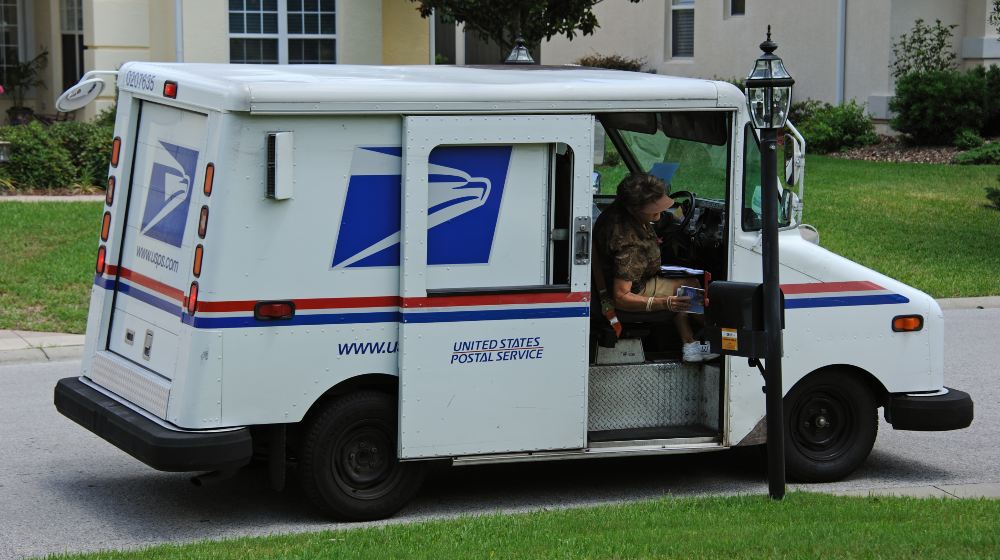 US POST VEHICLE IN SUMMERFIELD FLORIDA USA-Mail Delivery-SS-Featured