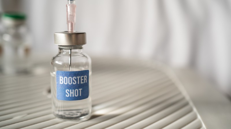 Covid-19 booster shot vaccine concept-cnn 5 things