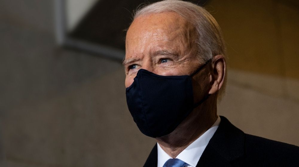 Biden's Weak Fight Against Covid Fails as Omicron Variant -ss-Featured