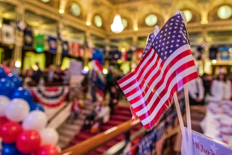 election night kurhaus scheveningen and an stars and stripes american flag-CNN 5 Things