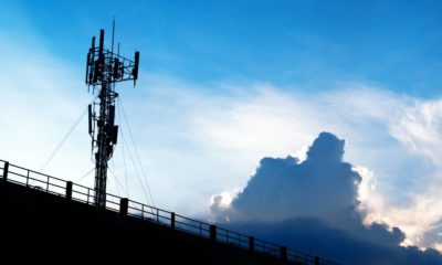Silhouette of 5G smart mobile cellular network telephone radio network antenna | Airlines Warn of Catastrophic Crisis Once 5G Services Rollout | featured