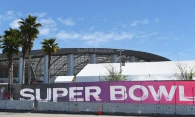 High-Profile Celebrities Ignore California Mask Mandate at Super Bowl LVI-ss-Featured