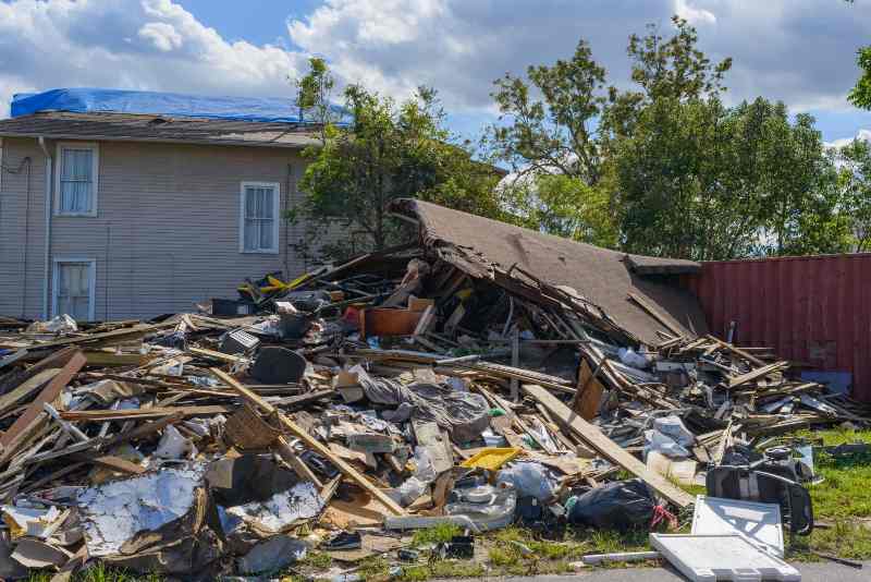 Demolished house that collapsed during Hurricane Ida | Ukraine Reclaiming Territory, New Orleans Tornado, Wikileaks Wedding & More
