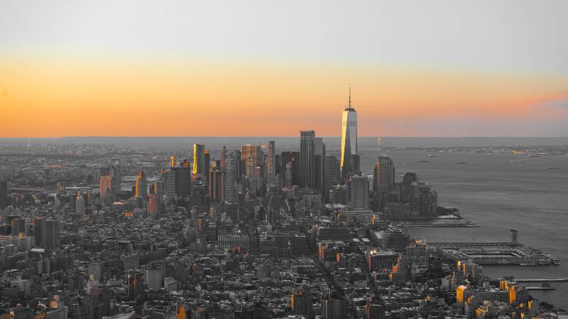 The Complete Manhattan seen during the Sunrise | Two Prosecutors Resign As Manhattan DA