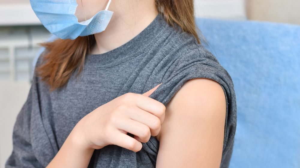 California Lawmakers Raises Minimum Age in Bill Allowing Minors Be Vaccinated Without Parental Consent-ss-Featured