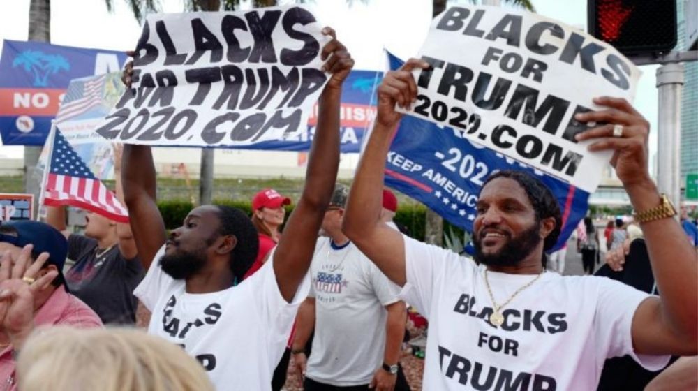 African American Protesters Outside the Democratic Presidential Debate | Black Democrats Vote Trump | Featured