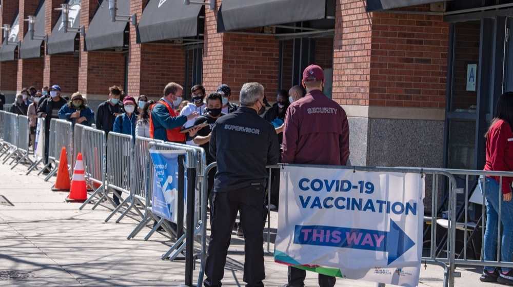 CDC Tells Vaccinated Americans to Mask Up-ss-Featured