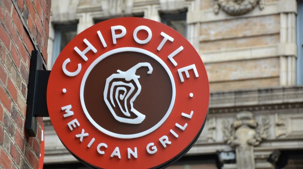 Chipotle Mexican Grill Signboard | Chipotle Helps Farmers with Virtual Farmers' Market | Featured