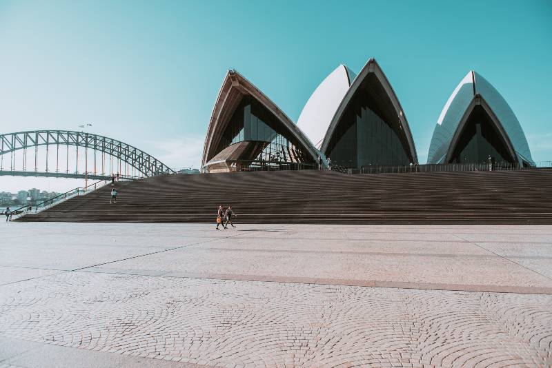 Circular Quay and Sydney Opera house surroundings under lockdown due to Coronavirus outbreak-CNN 5 Things
