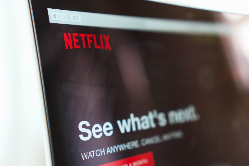 Close up Netflix app icon on Laptop screen | Netflix Lost 200,000 Subscribers