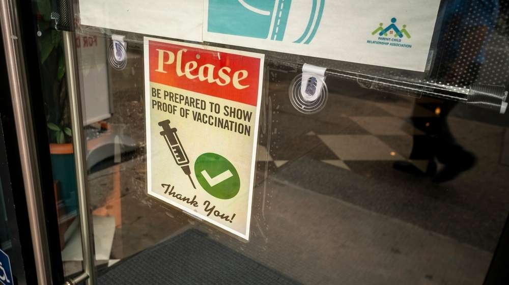 Congress, Courts Exempt from New COVID-19 Vaccine Mandate-ss-Featured