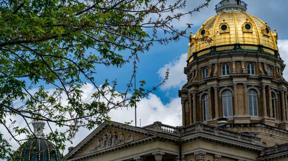 Democratic Disaster- Republicans Flip 30 Year Blue District in Iowa-ss-Featured