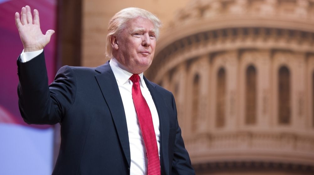 Donald Trump Speaks at the Conservative Political Action Conference | Trump Calls for Statuary Garden at Mount Rushmore Fourth of July Event | Featured