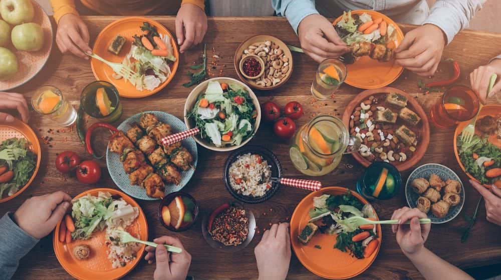 group of people having dinner | 5 Biggest Food Trends to Look Out for in 2020 | FEatured