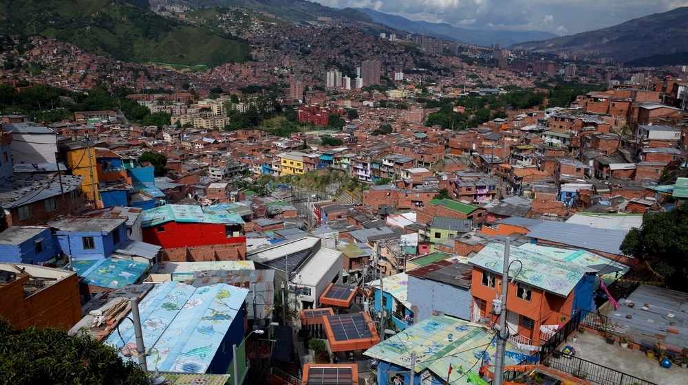 FBI Director Confirms Mexico Cartel is 'Spilling Over' to the US During Border Crisis-ss-Featured