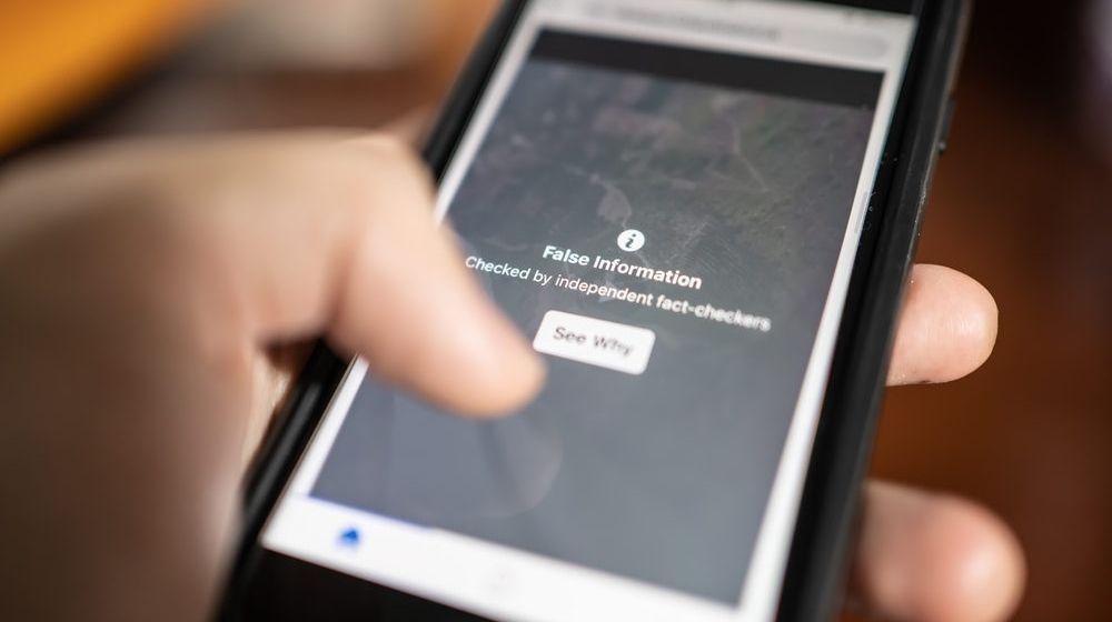 Facebook Censored the Content | Twitter, Facebook Restrict Dissemination of New York Post Story on Biden | Featured