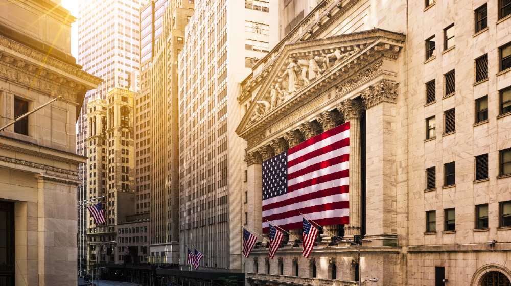 Famous Wall street and the building in New York-Wall Street Democrats-ss-featured