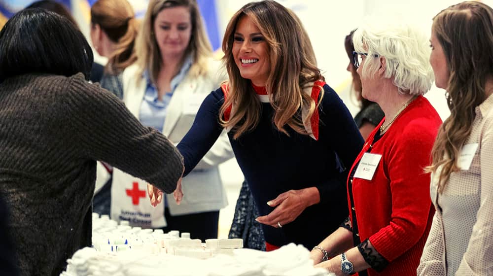 First Lady Melania Trump shaking hands | Melania Trump Receives Woman of Distinction Award | FEatured