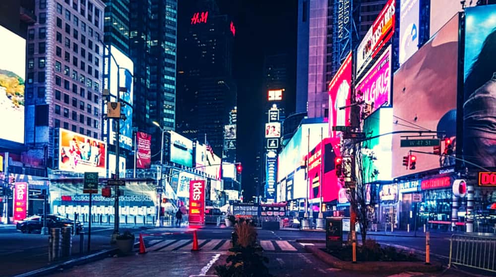 Time Square | Cuomo Extends New York Shutdown Until April 29 | Featured