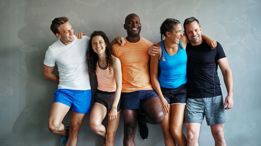 Group of People | 20 Habits of Highly Healthy People | Featured