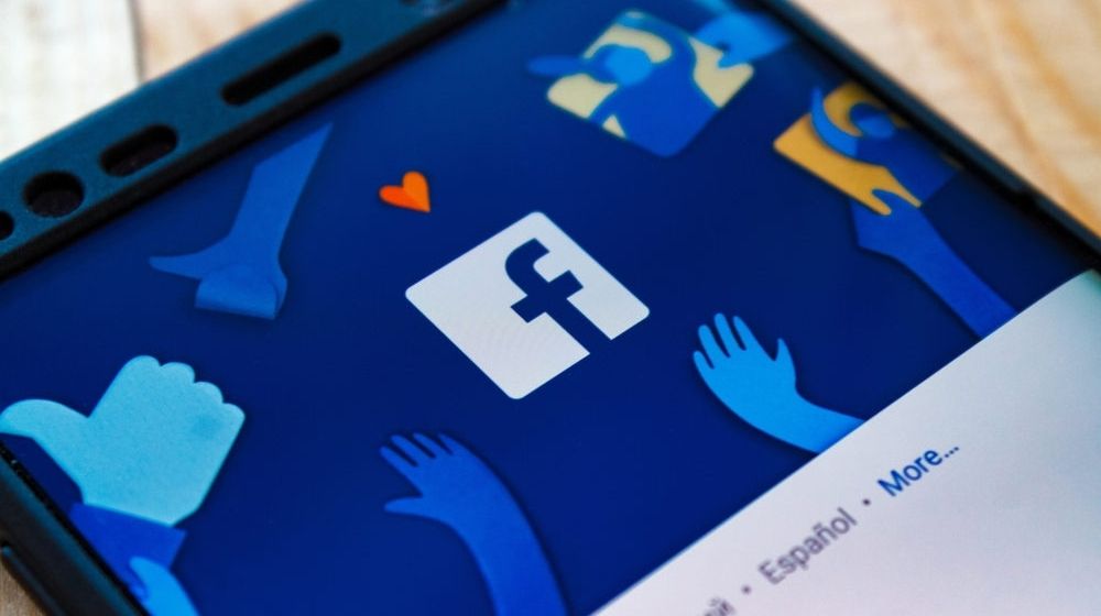 Facebook Home Page | Facebook Tests New Feature Called “Neighborhoods” | Featured