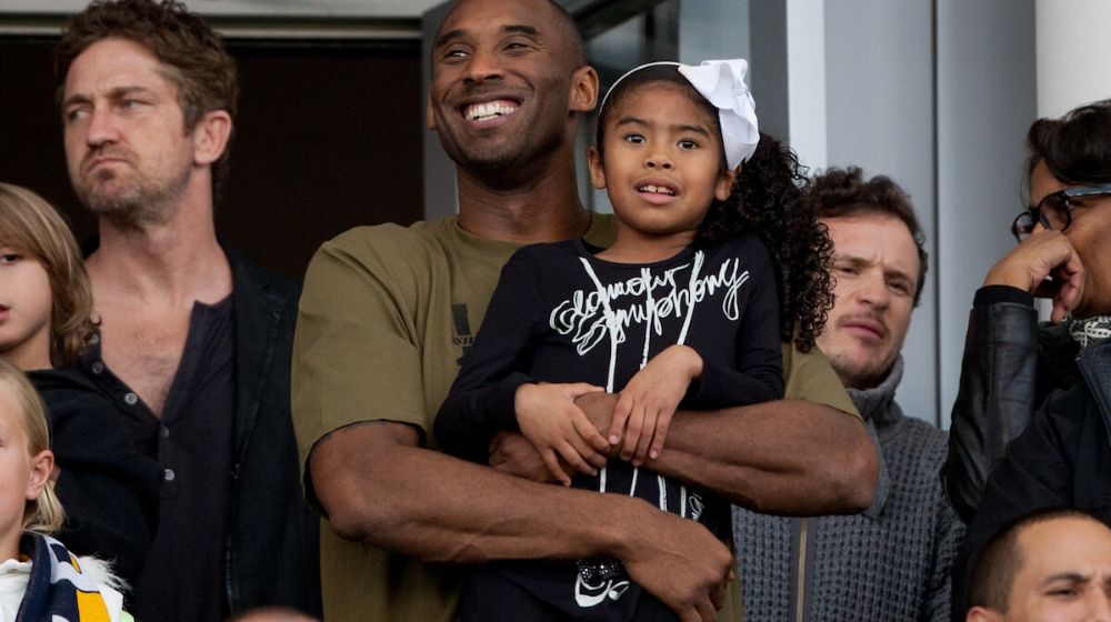 Kobe carrying Gigi at MLS Cup | NBA Legend, Kobe Bryant, Dies in Helicopter Crash with 13-Year-Old Daughter | Featured