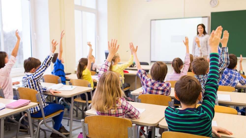 Michigan Middle School Teacher Quits after Refusing to Remove Pride Flag-ss-Featured