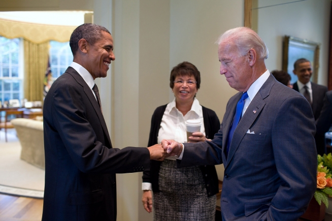 Obama fist bumping President-Elect Biden