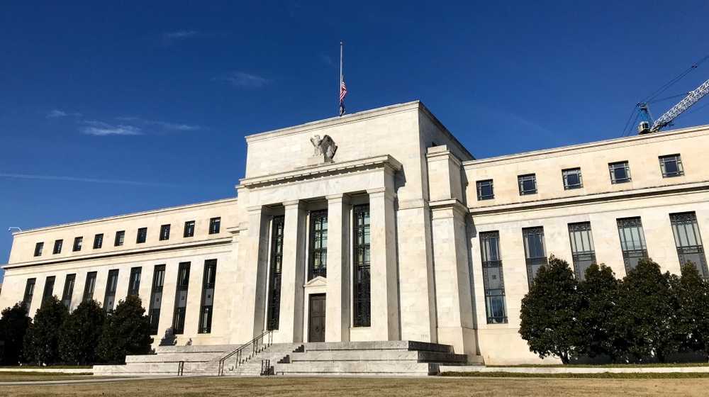 Powell Fed Won't Hesitate to Keep Hiking Up Rates Until Inflation Goes Down-ss-Featured