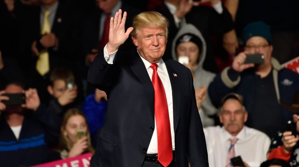 President Donald Trump Waves to the Crowd | Trump Announces That the “Remaining Number” of U.S. Troops in Afghanistan Will Be “Home by Christmas” | Featured