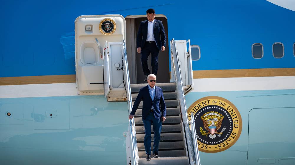 President Joe Biden descends the steps from Air Force One | Fox Poll: Most Americans Don’t Want A Second Term for Biden | featured